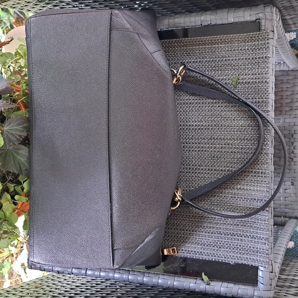 Coach Ava Navy Leather Shoulder/ Tote Excellent Condition - Picture 12 of 13